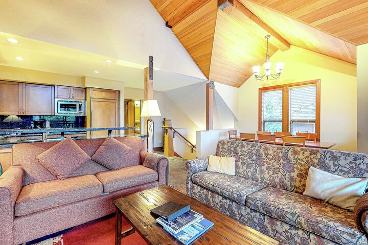 #33 - Living Area