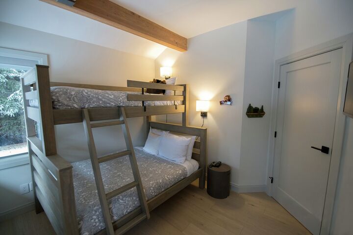 #38 - Bedroom