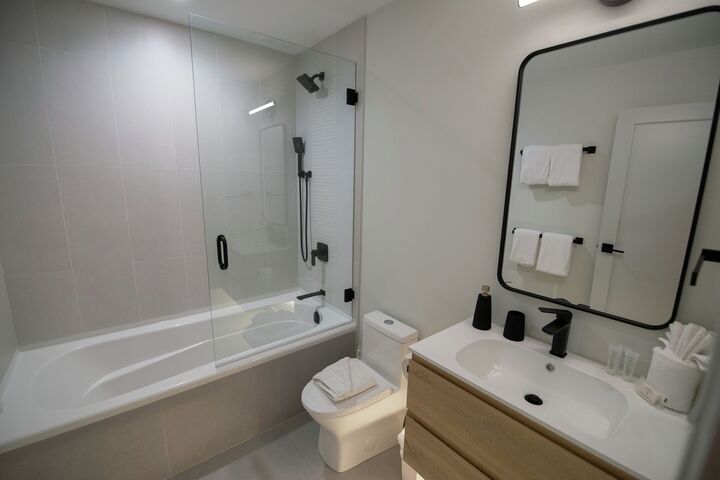 #38 - Ensuite Bathroom