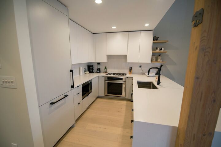 #38 - Kitchen