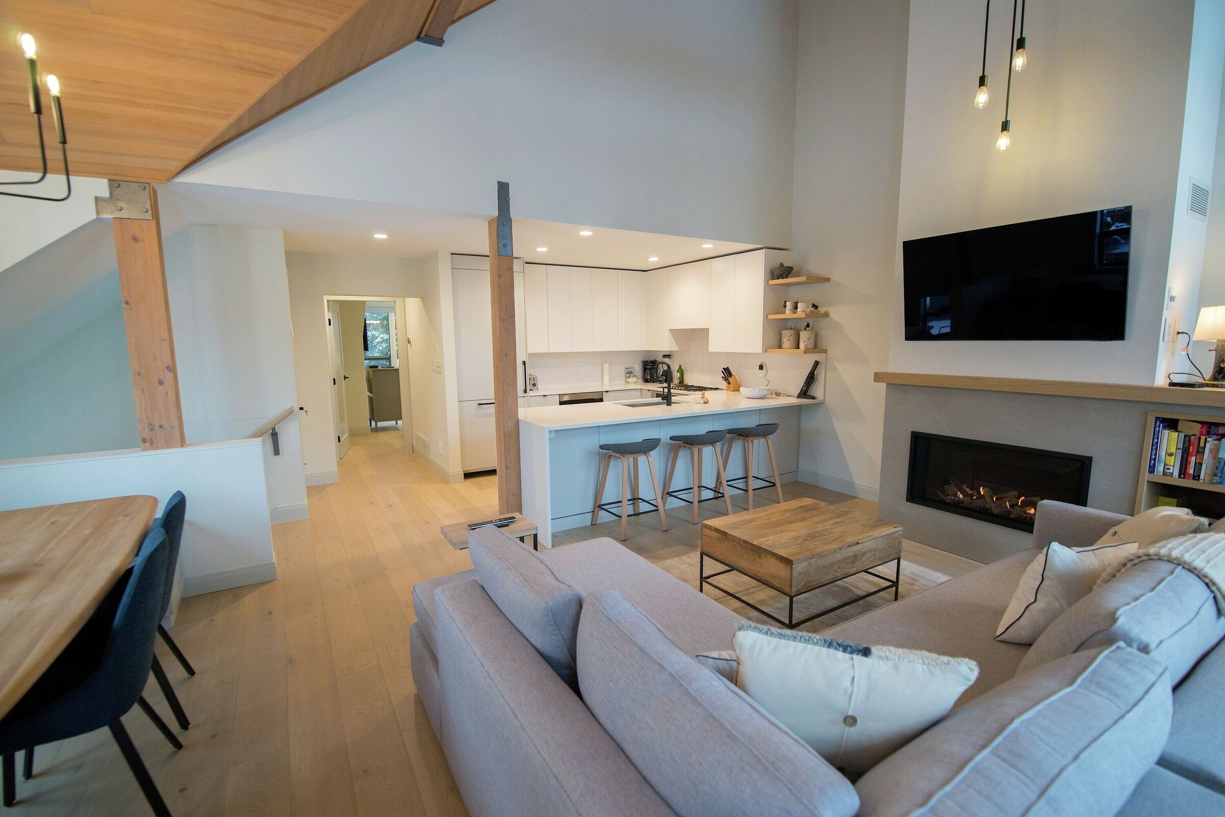 #38 - Living Area