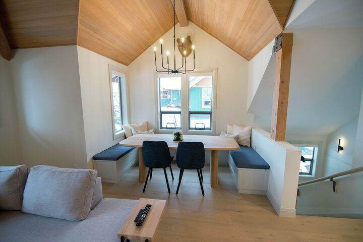 #38 - Dining Area