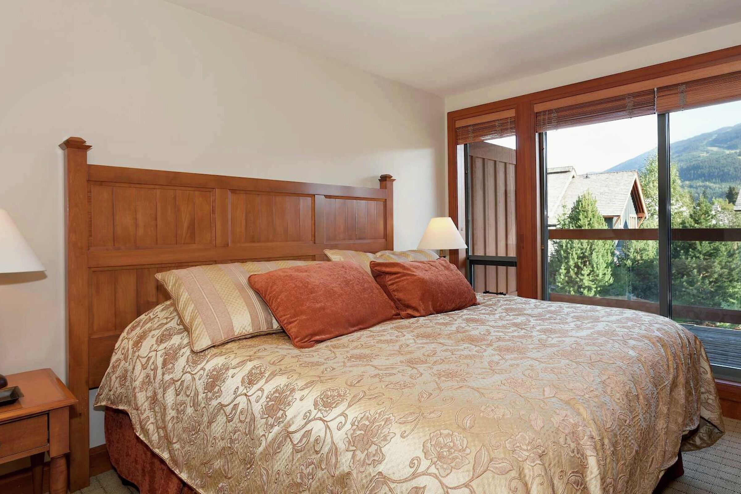 #4718 - Master Bedroom