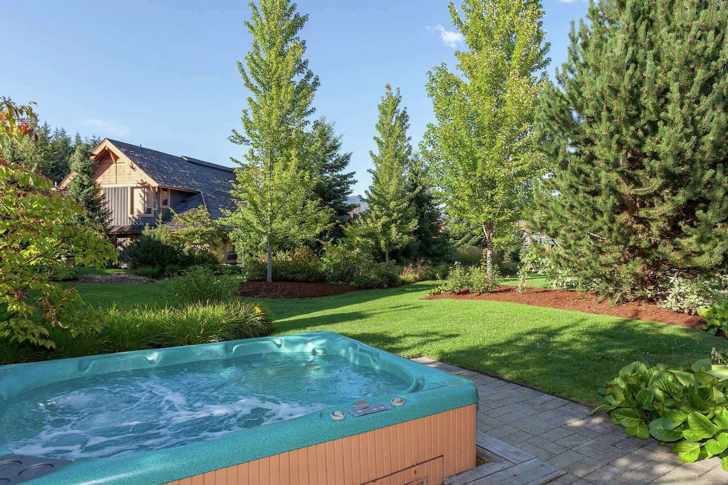 #4722 - Patio with Hot Tub