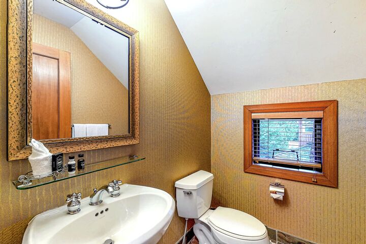 #33 - Bathroom