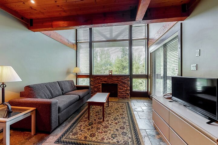 #315 - Studio Living Area