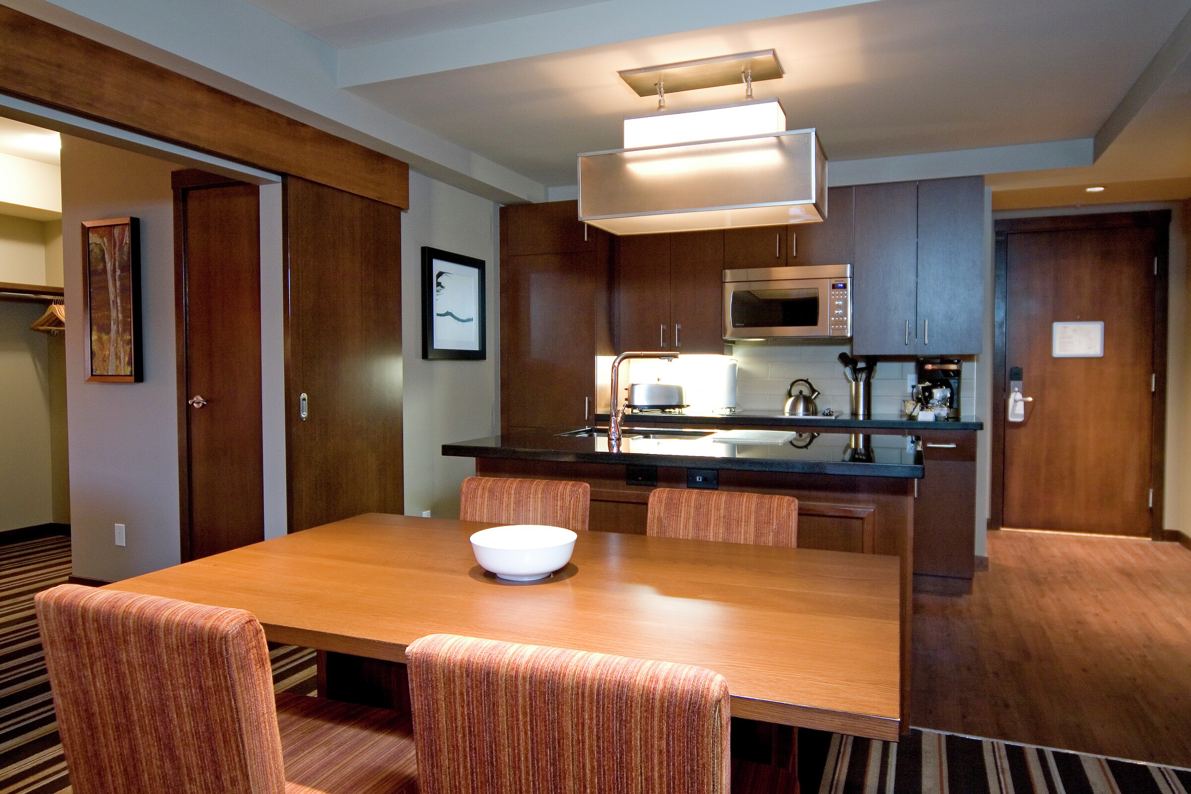 Dining Room & Kitchen