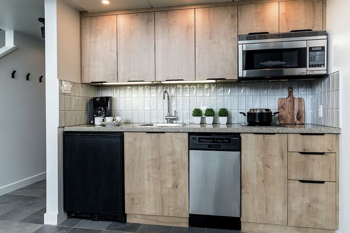 Kitchenette