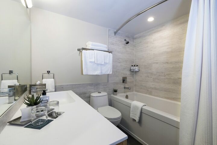 Crystal Double Room - Bathroom