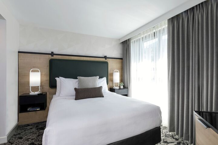 1 Bdrm Suite - Bedroom