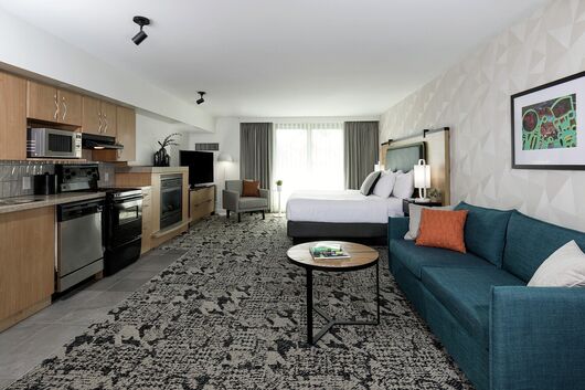 Junior King Suite