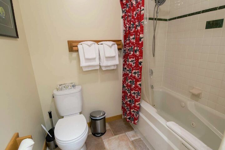 #9 - Master Ensuite Bathroom