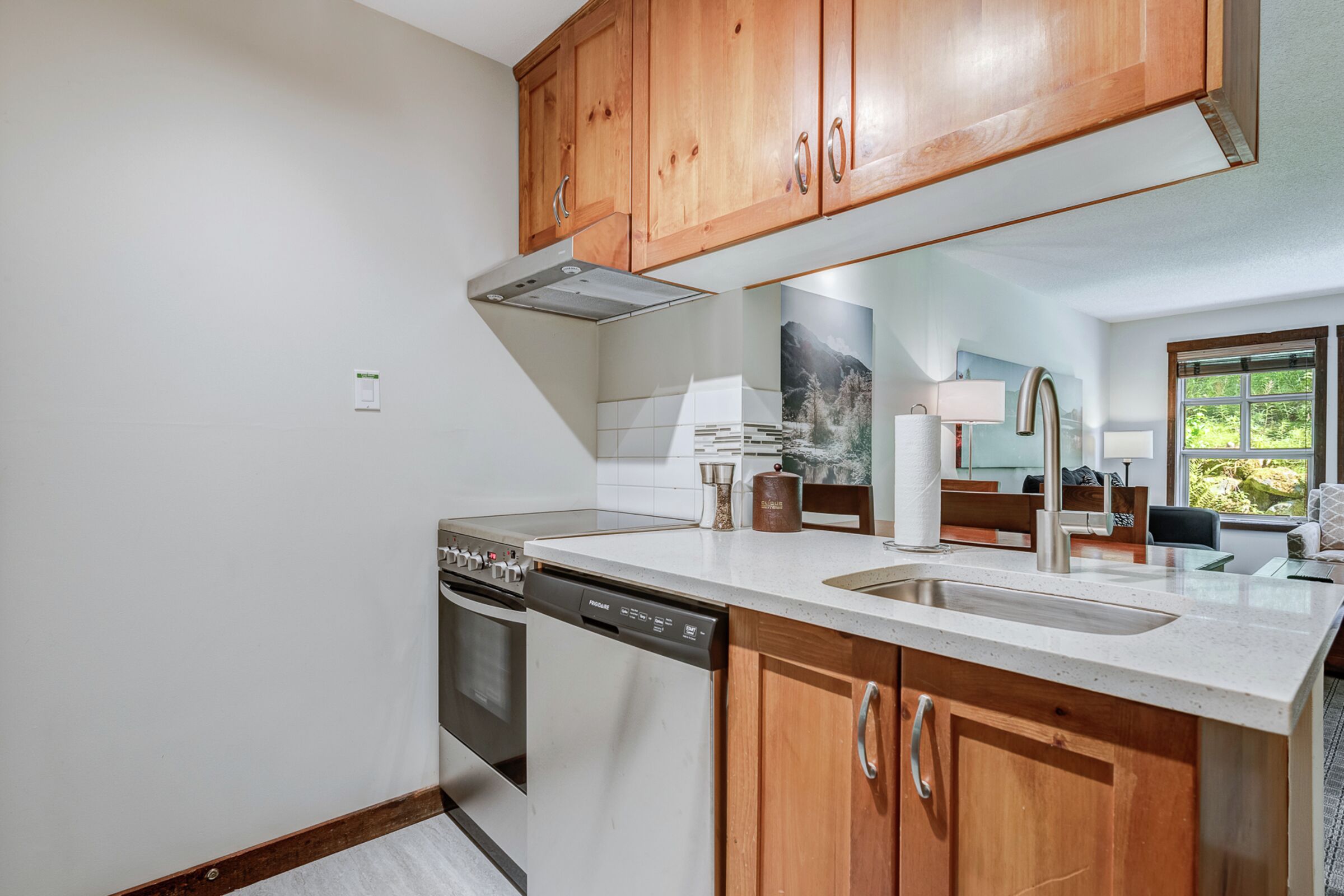 Studio Kitchen
