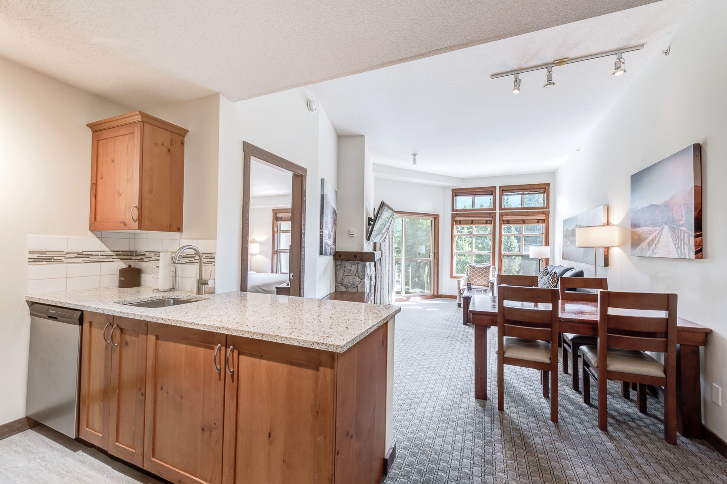Dining Room & Kitchen