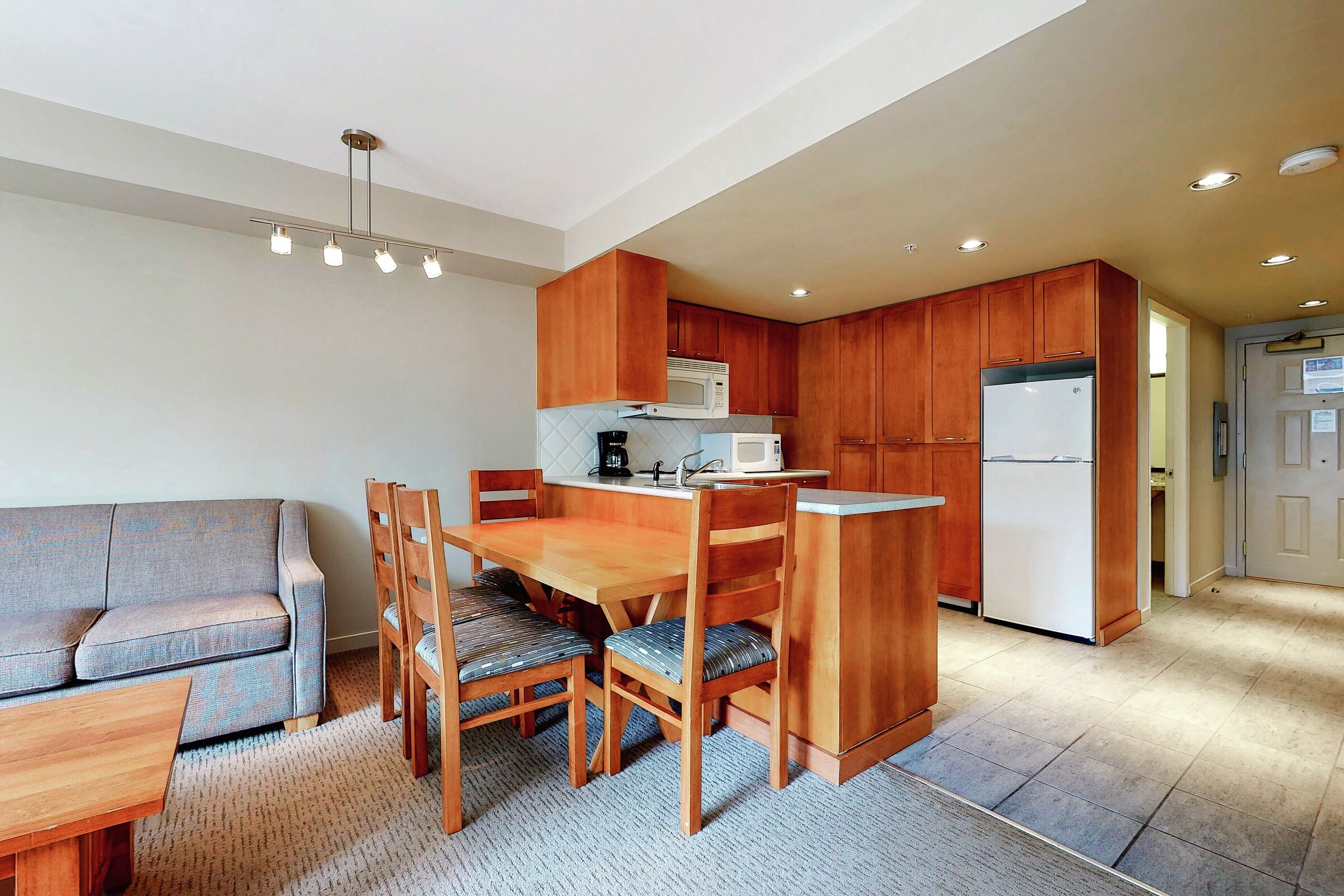 #301 - Dining Area & Kitchen