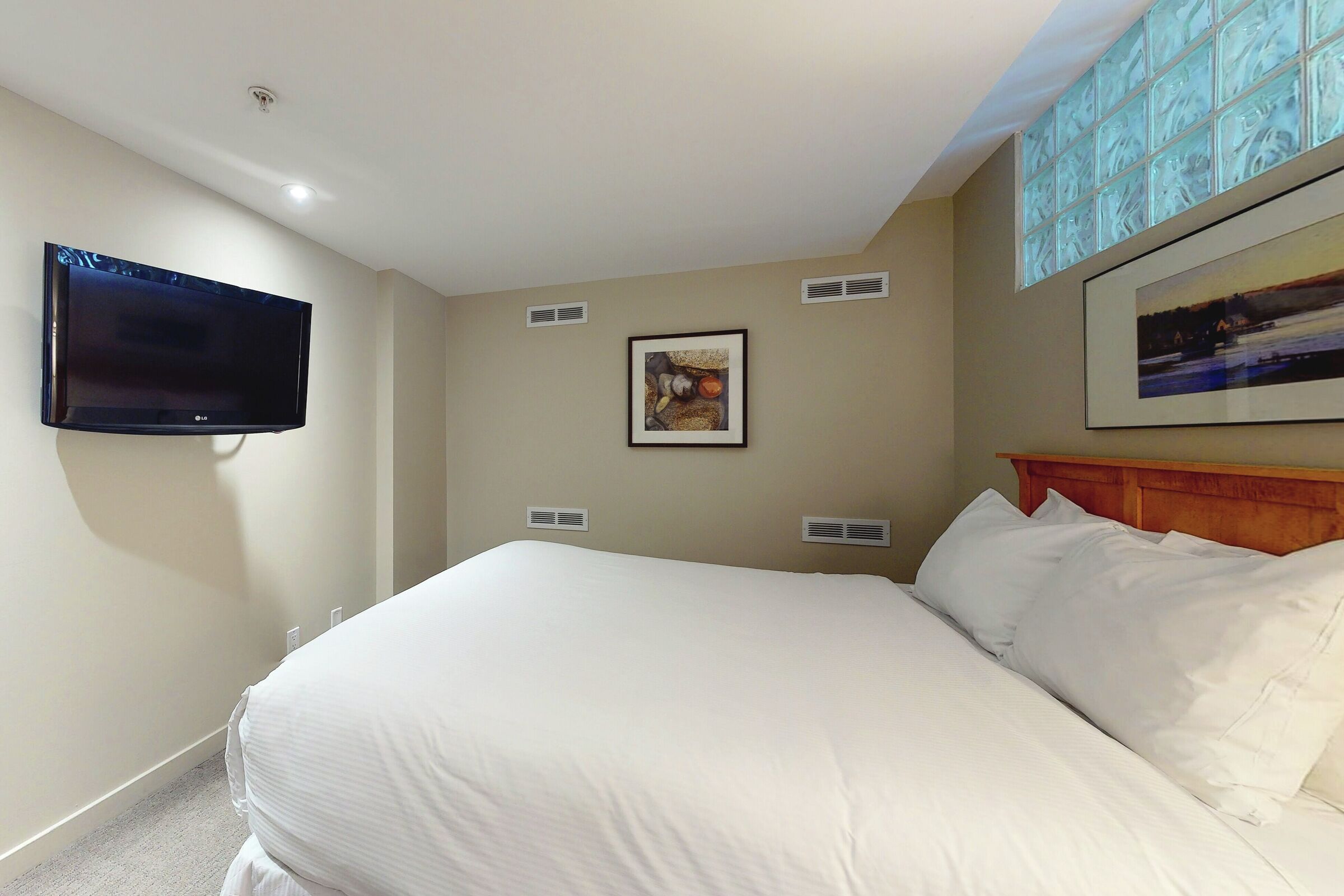 #426 - Master Bedroom