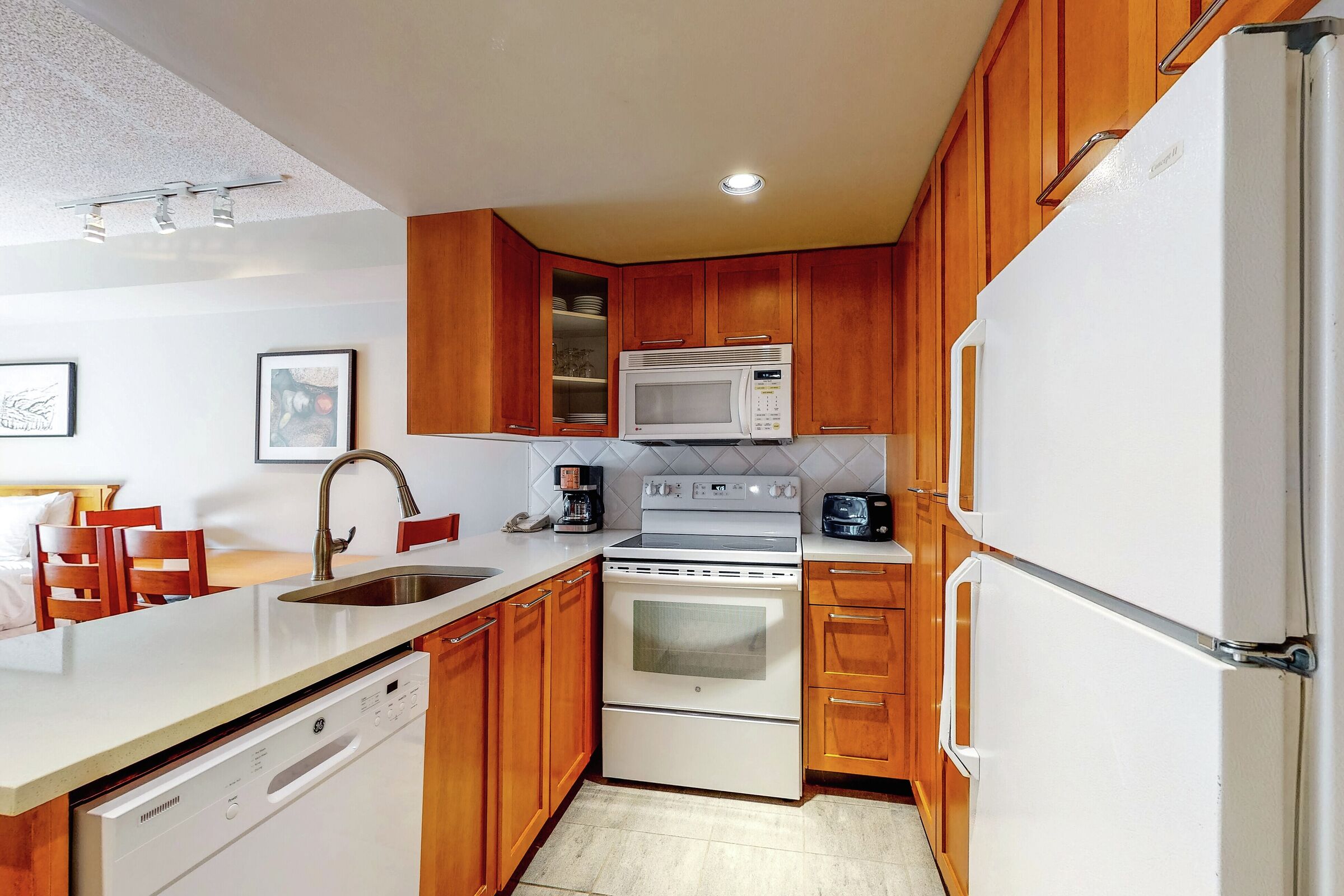 #203 - Studio Kitchen