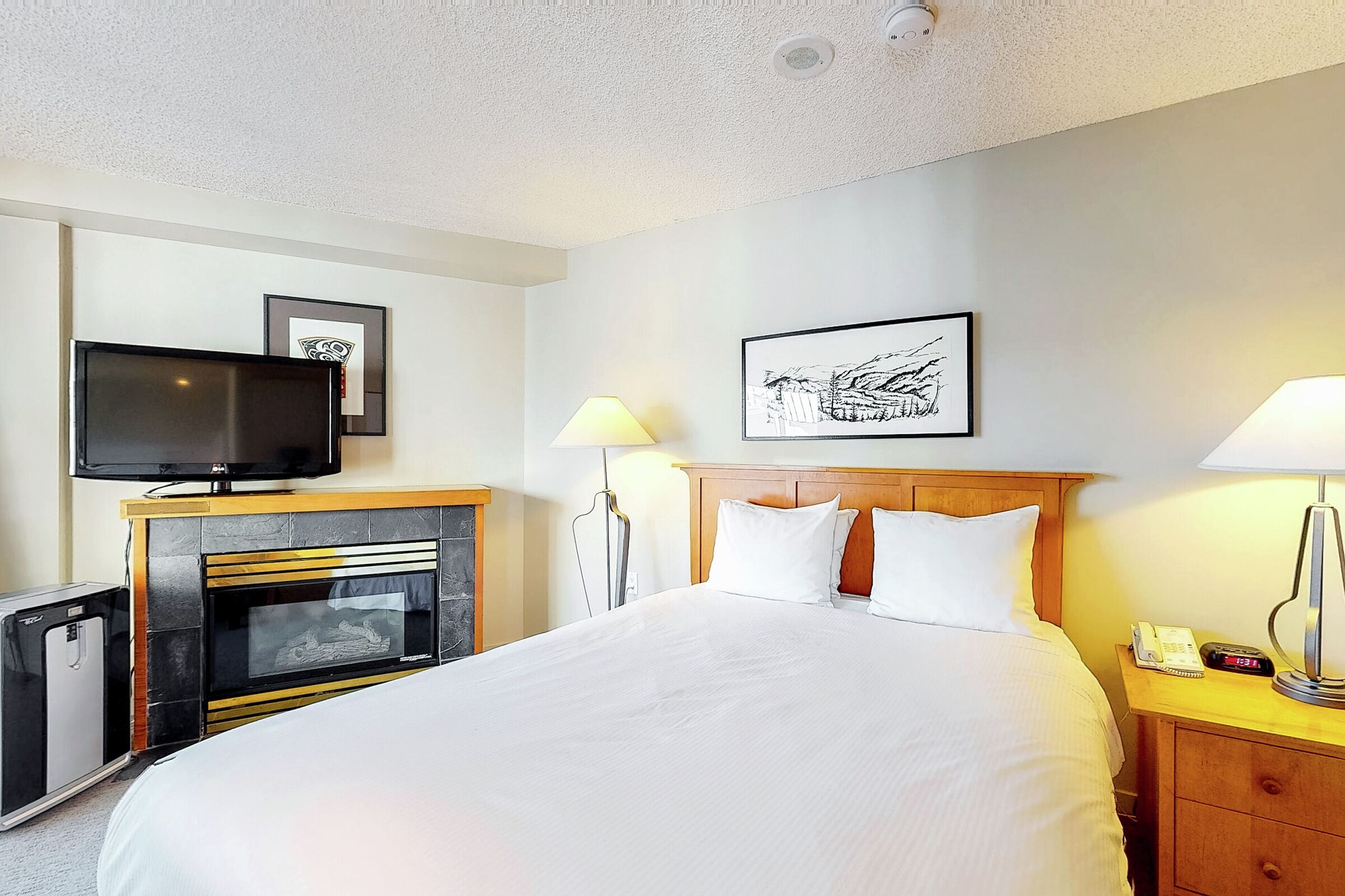 #413 - Studio Sleeping Area