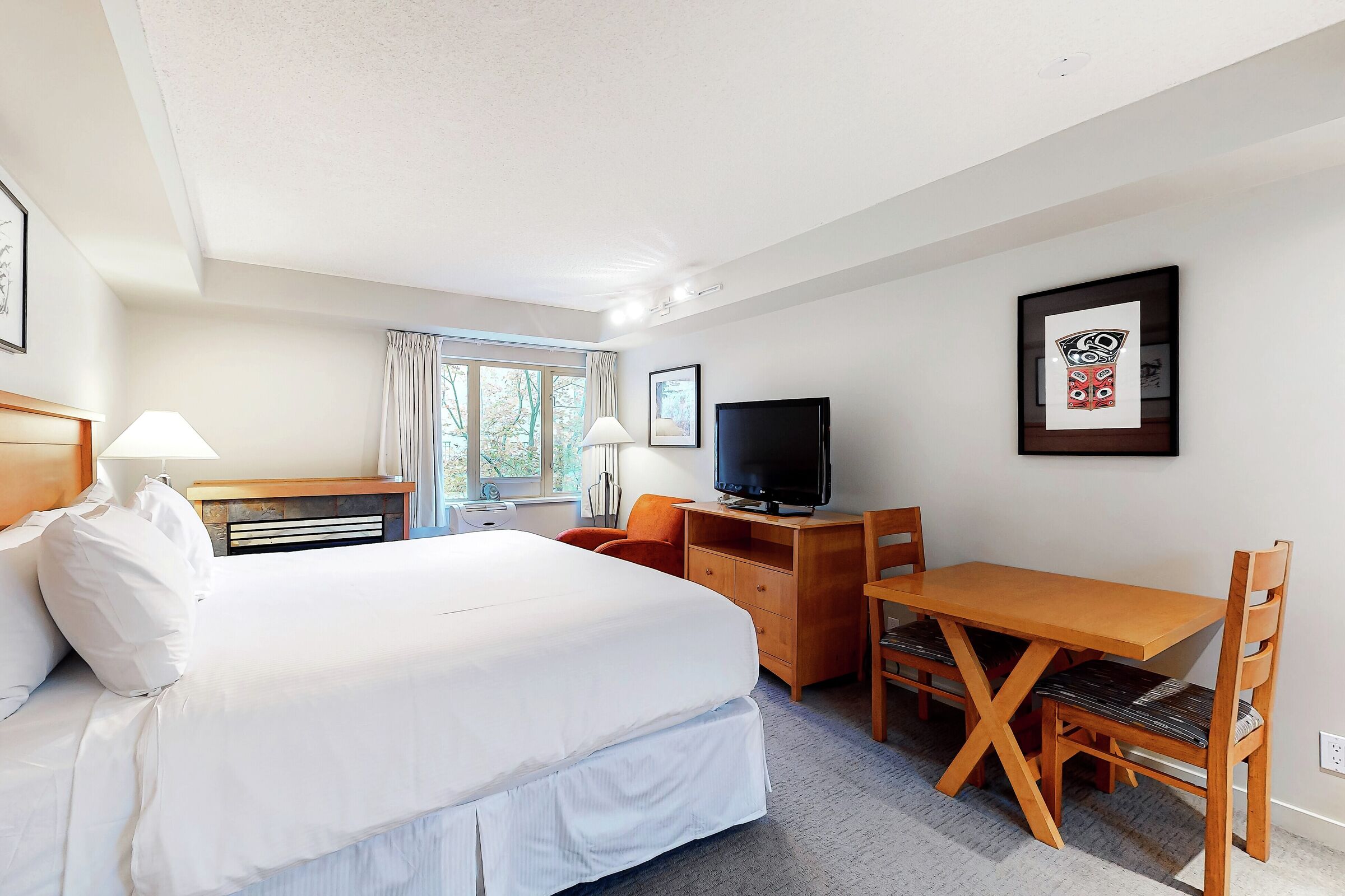 #216 - Studio Sleeping Area