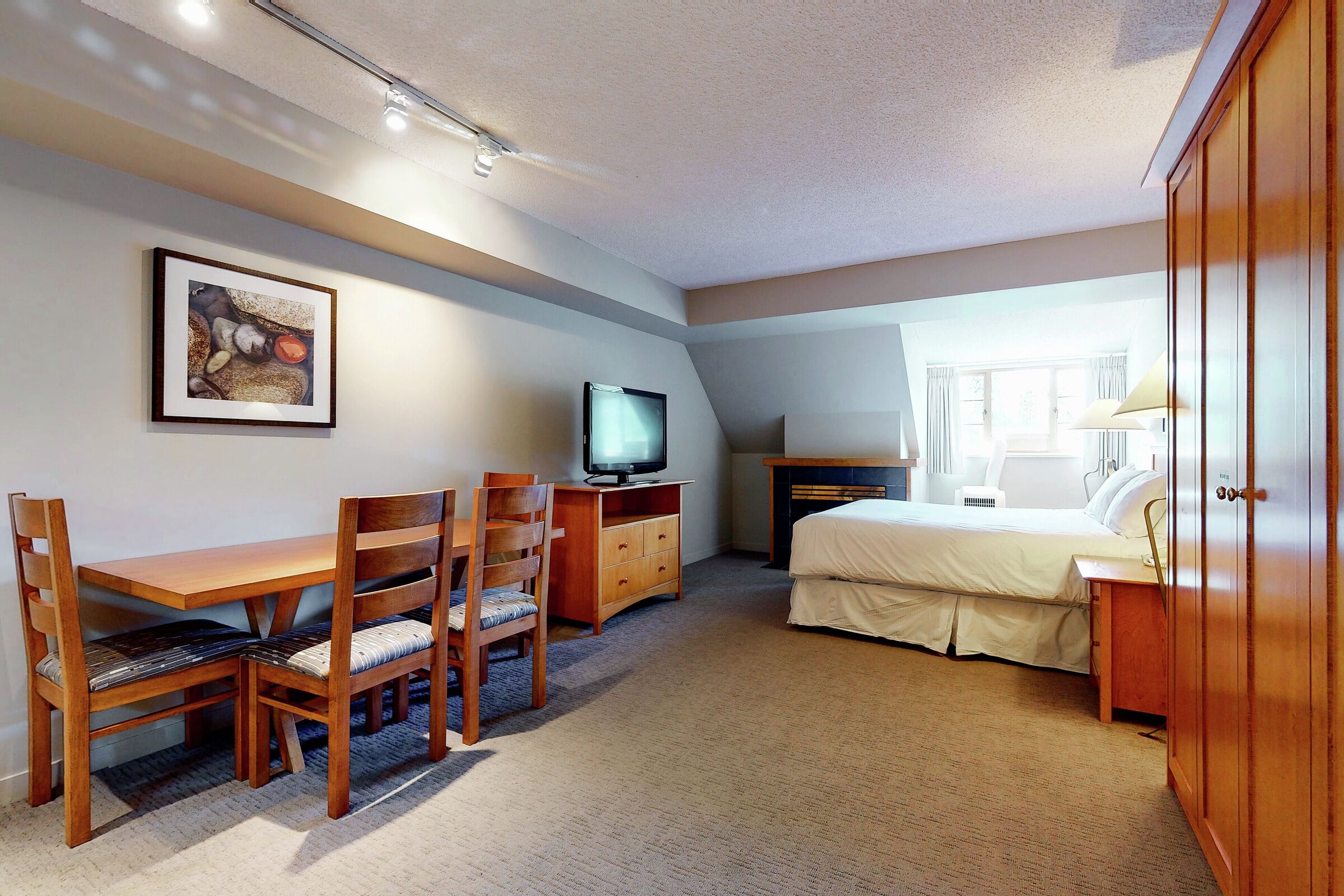 #504 - Studio Sleeping Area