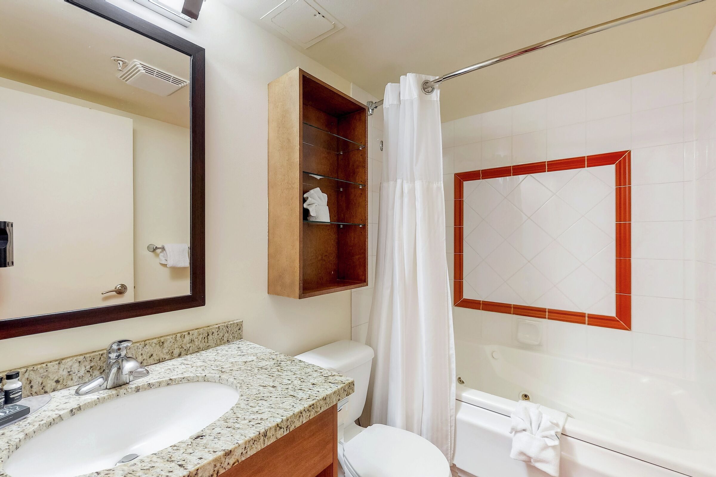 #603 - Studio Bathroom
