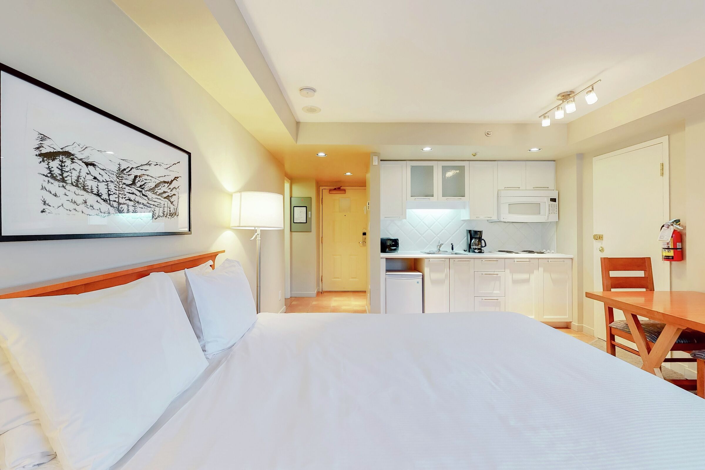 #524 - Studio Sleeping Area