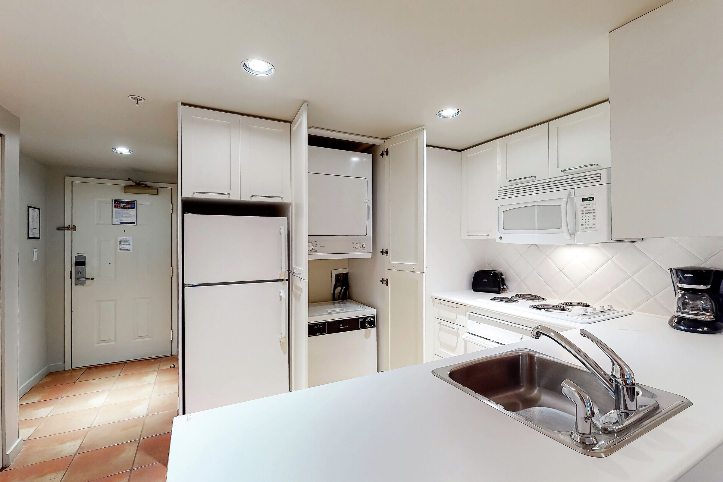 #304 - Studio Kitchen