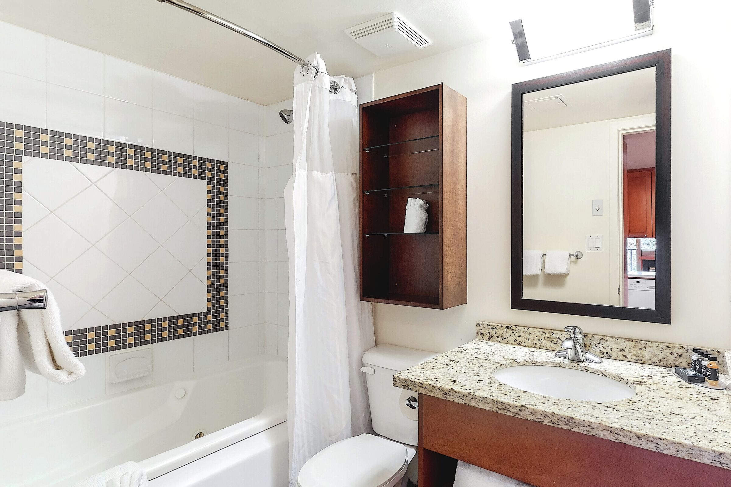 #406 - Studio Bathroom