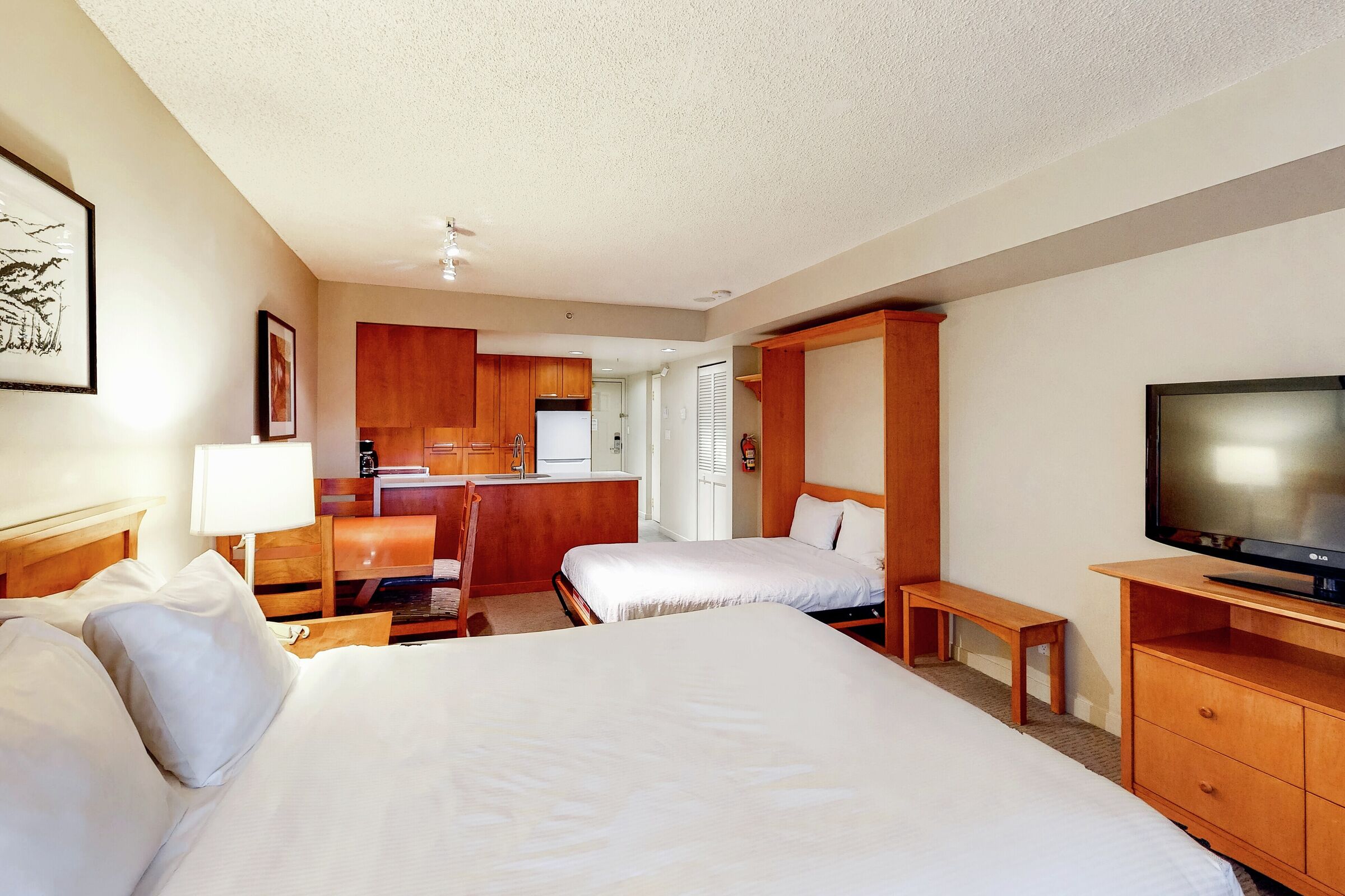 #412 - Studio Sleeping Area