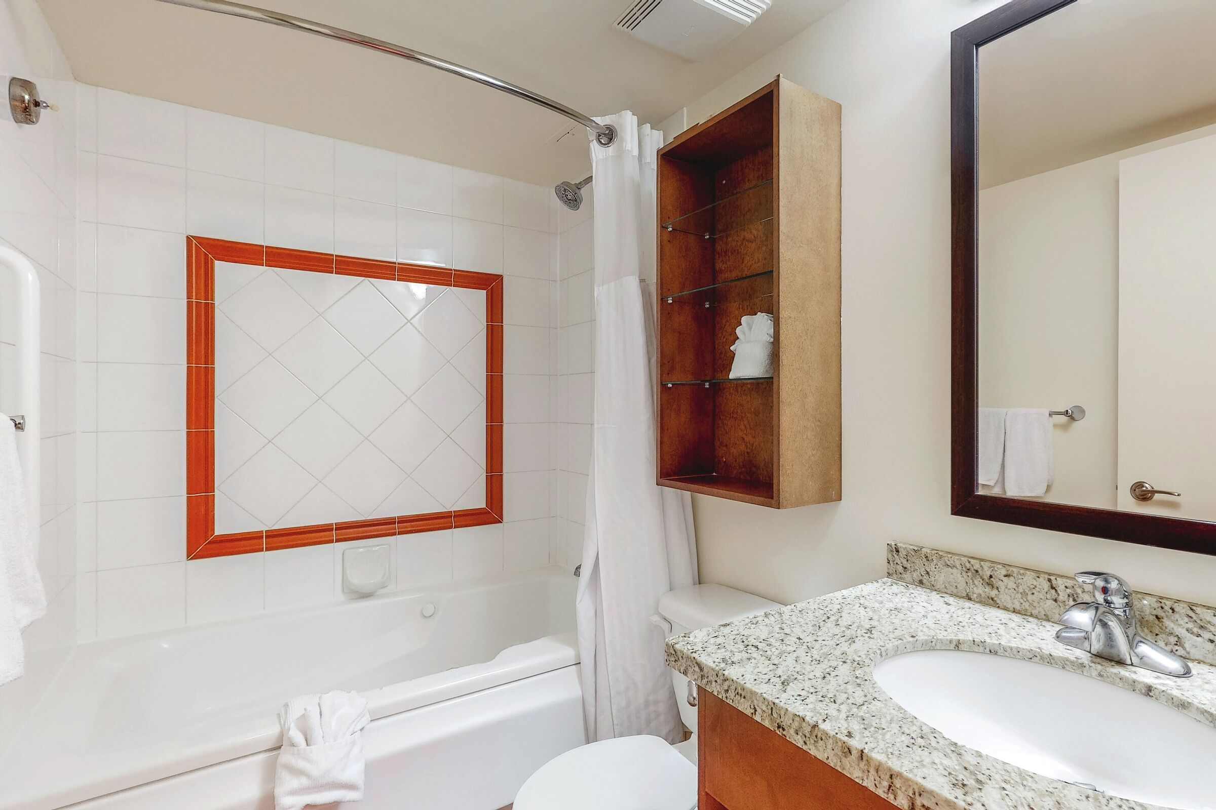 #404 - Studio Bathroom