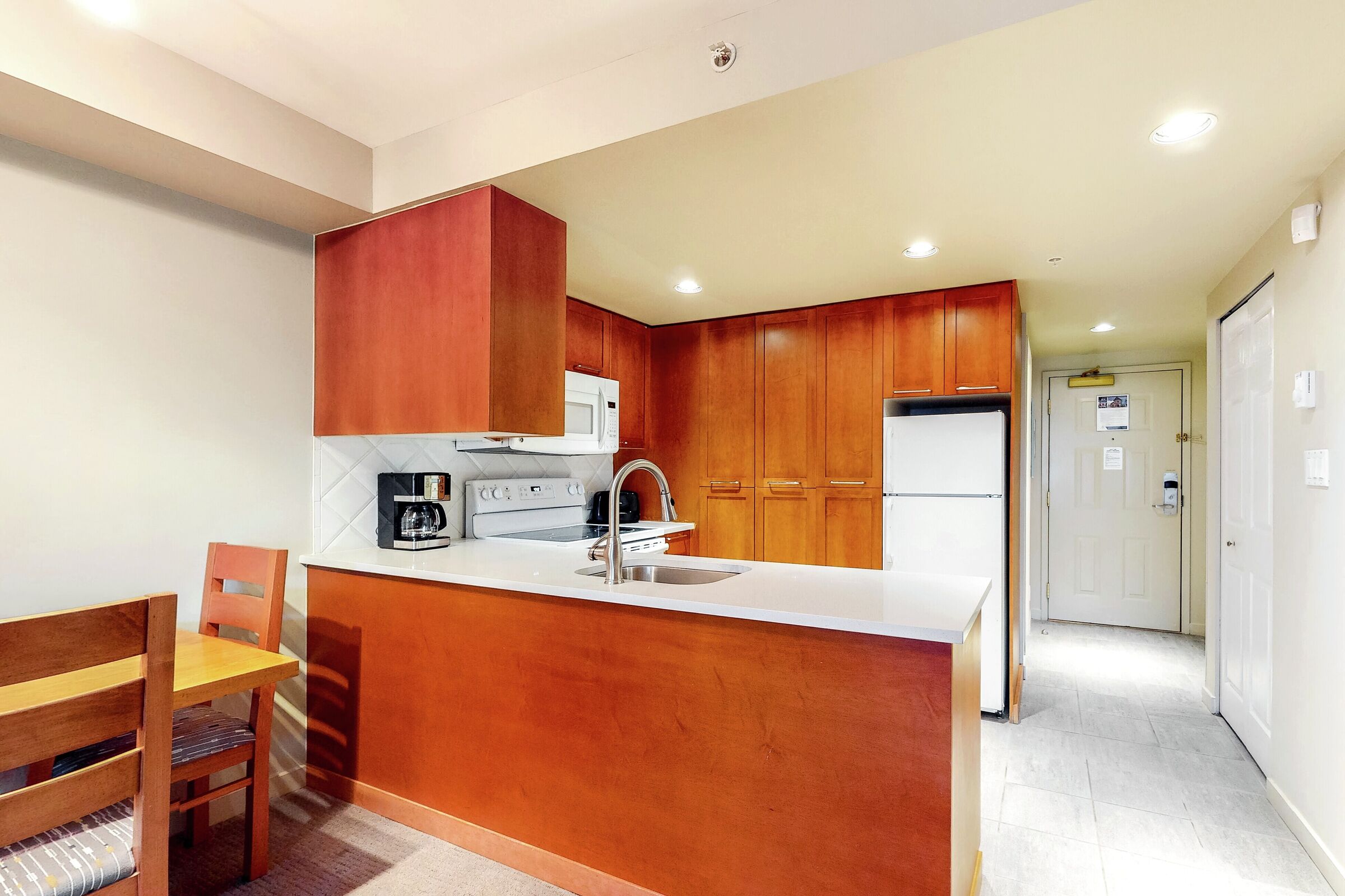 #416 - Studio Kitchen