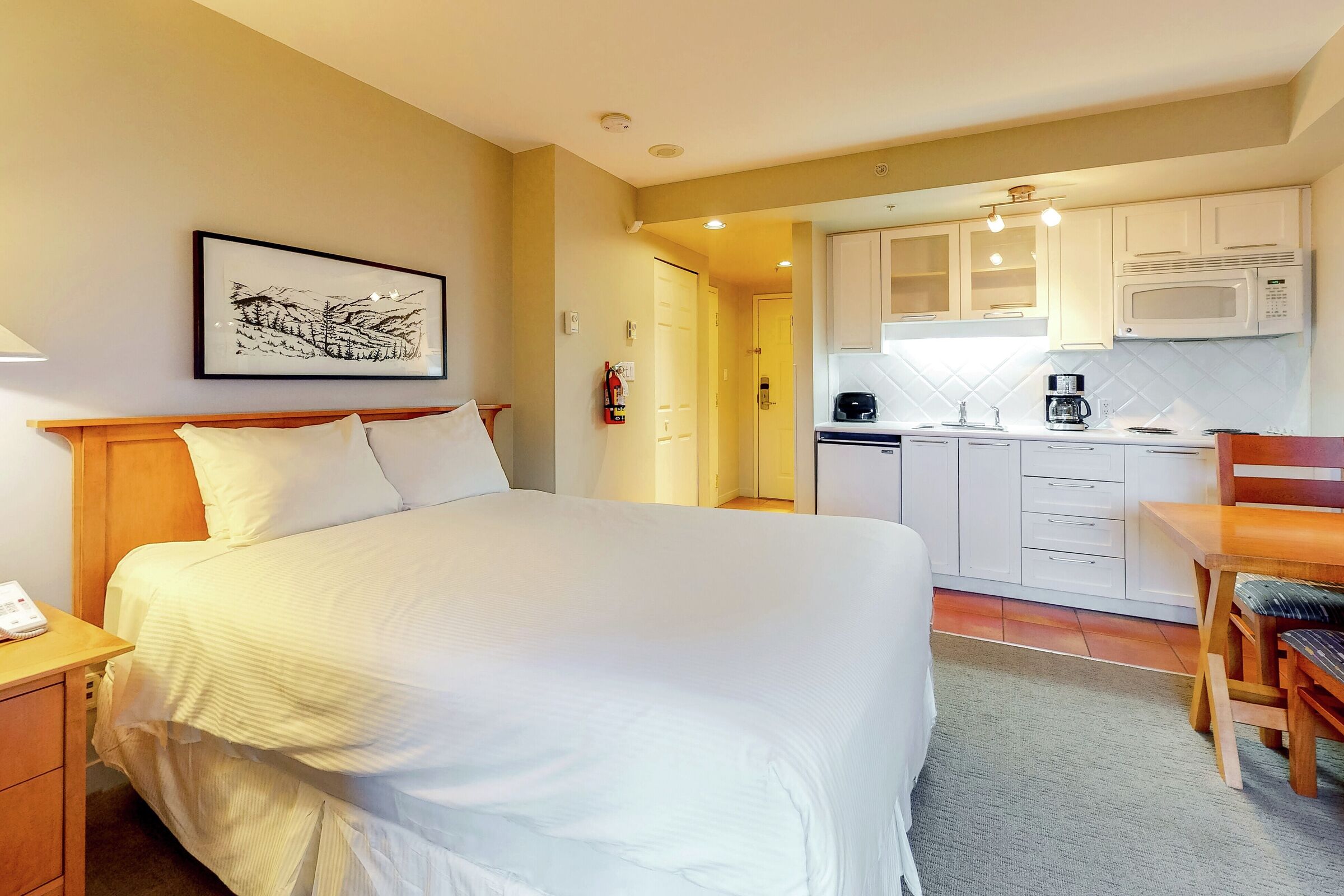 #607 - Studio Sleeping Area