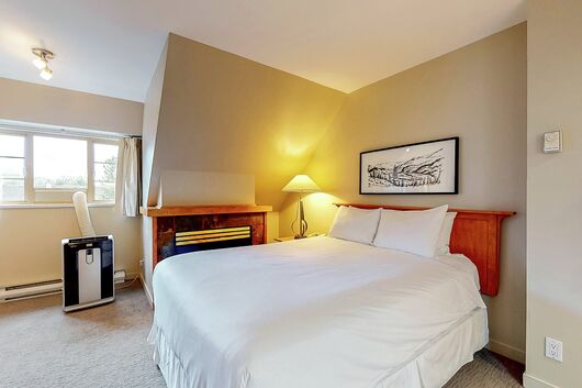 Studio Sleeping Area