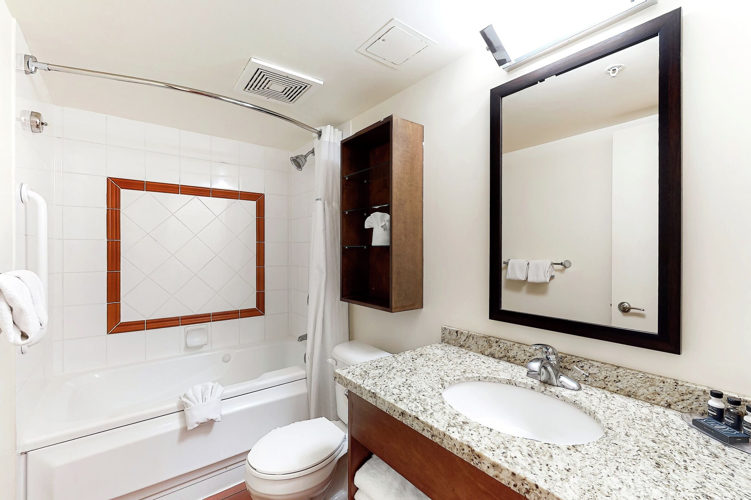 #312 - Studio Bathroom