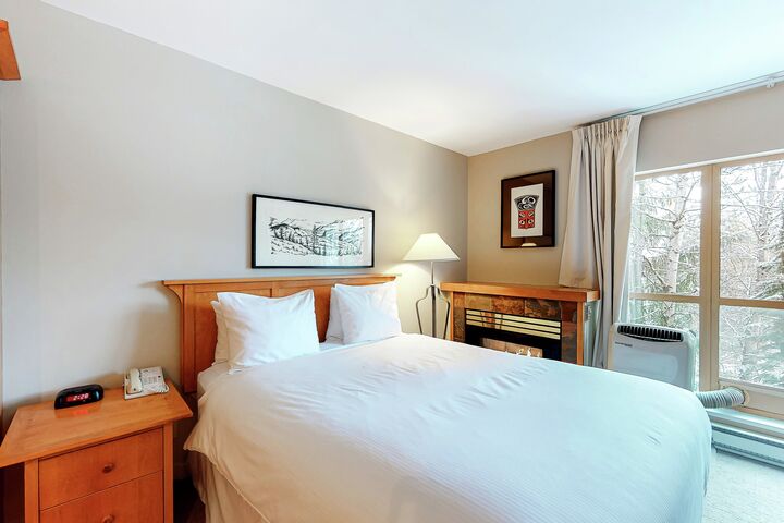 #312 - Studio Sleeping Area