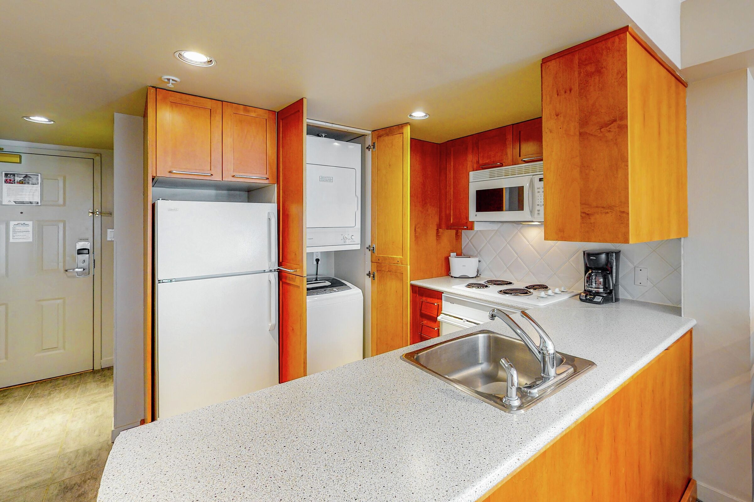 #3302 - Studio Kitchen