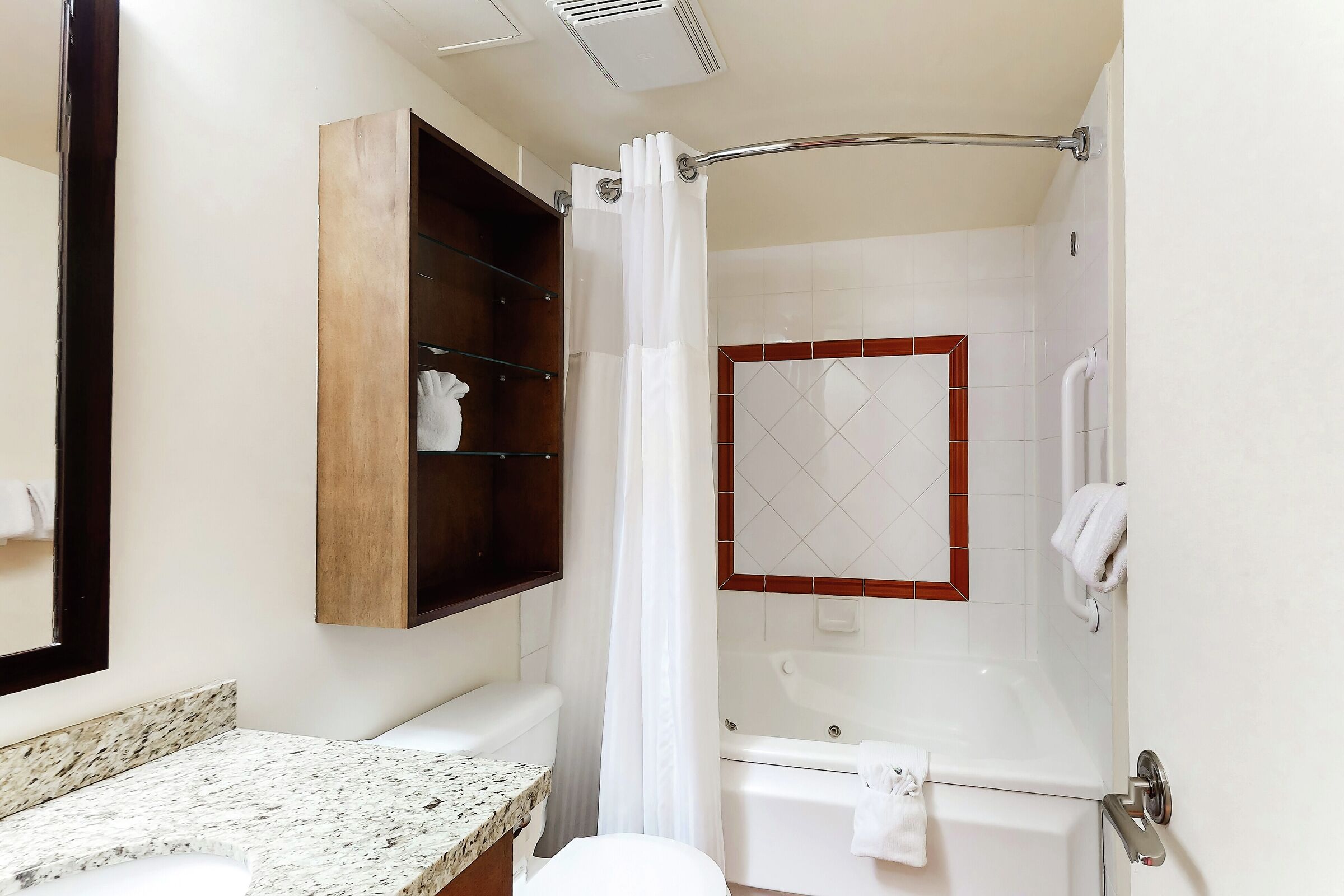#302 - Studio Bathroom