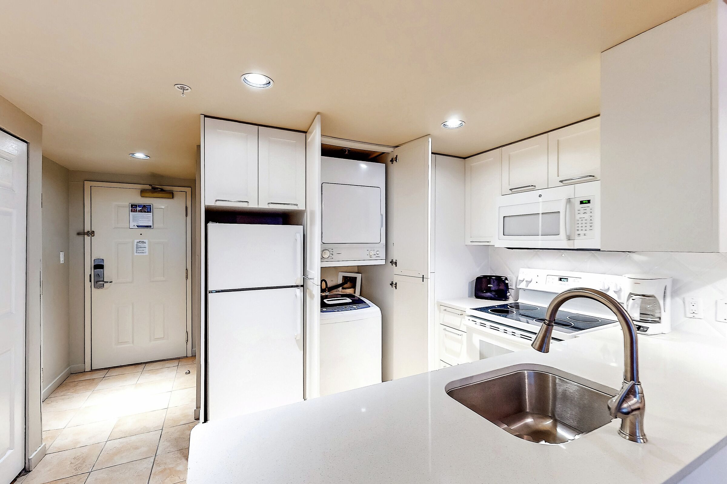#204 - Studio Kitchen
