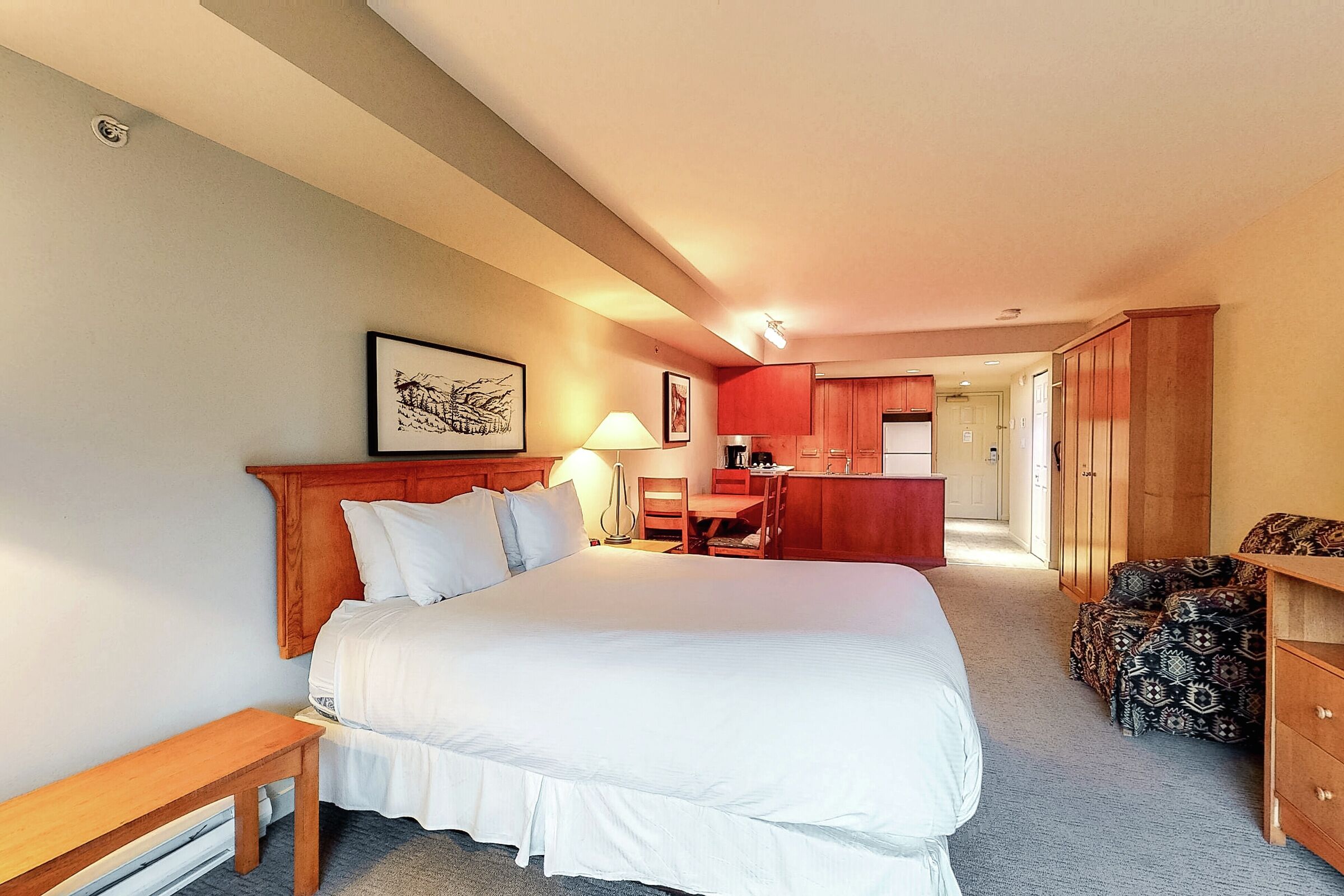 #410 - Studio Sleeping Area