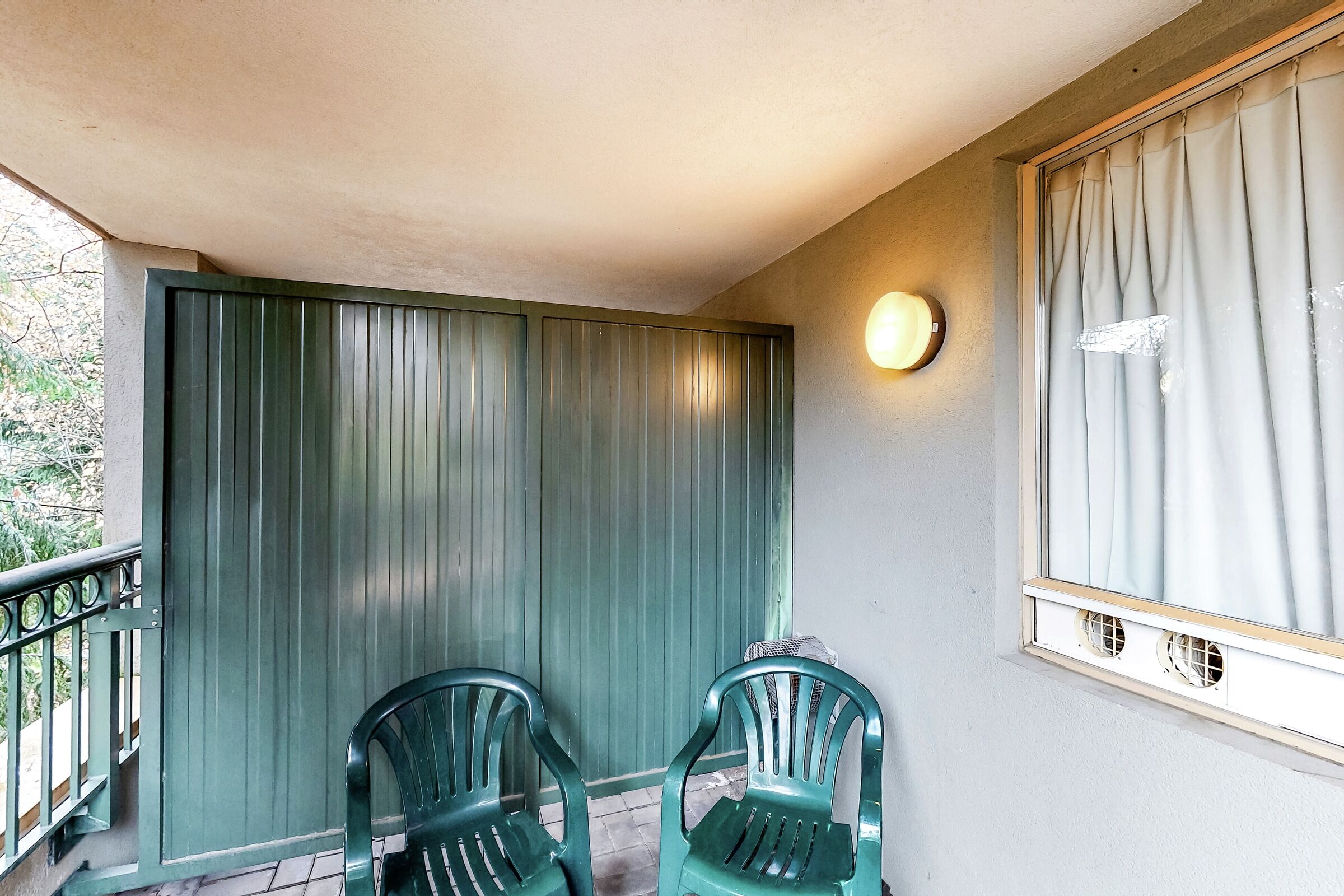 #206 - Studio Balcony