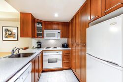 Studio Kitchen