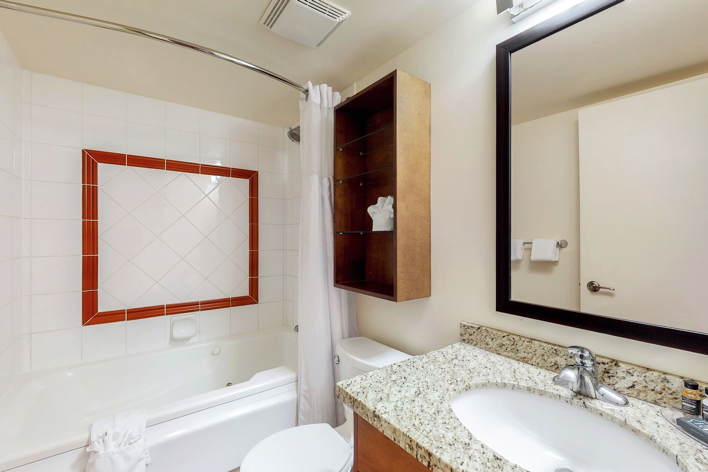 #617 - Studio Bathroom