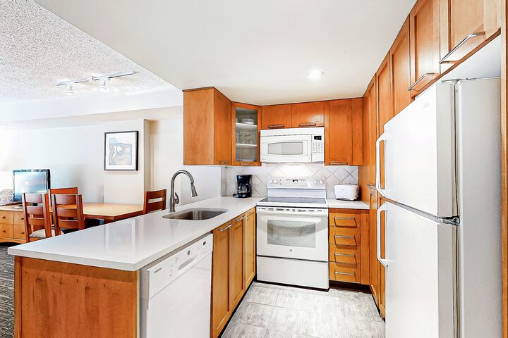 #3301 - Studio Kitchen