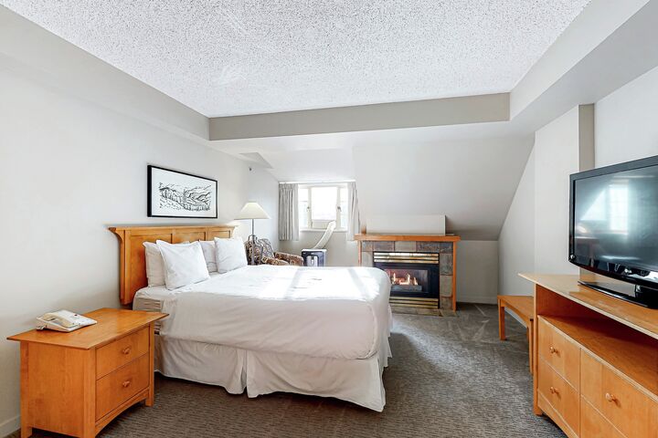 #511 - Studio Sleeping Area