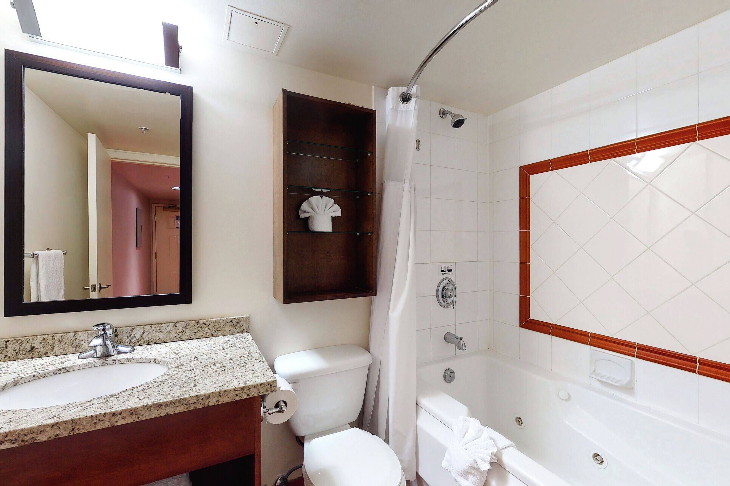 #306 - Studio Bathroom