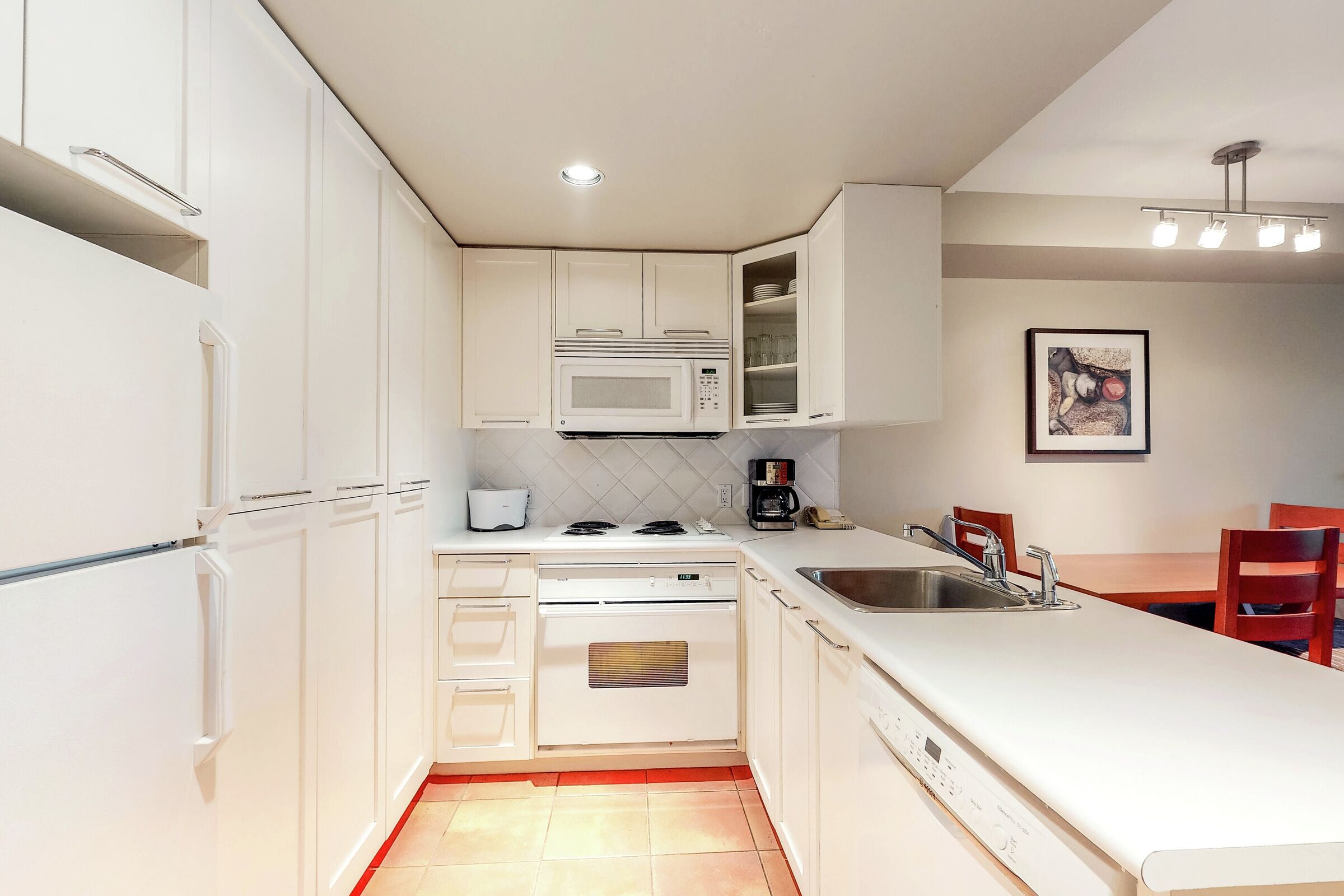 #421 - Studio Kitchen