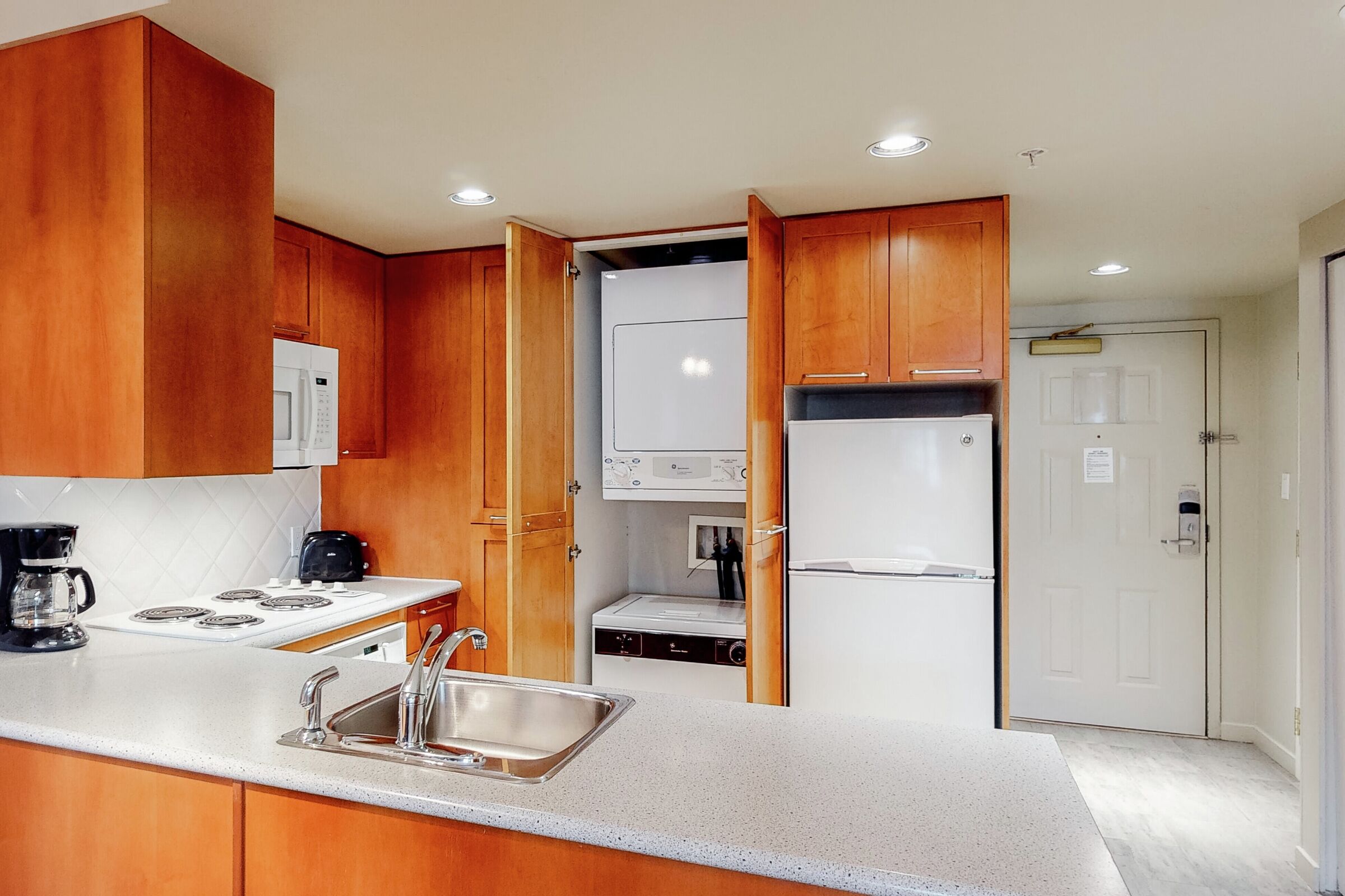#514 - Studio Kitchen