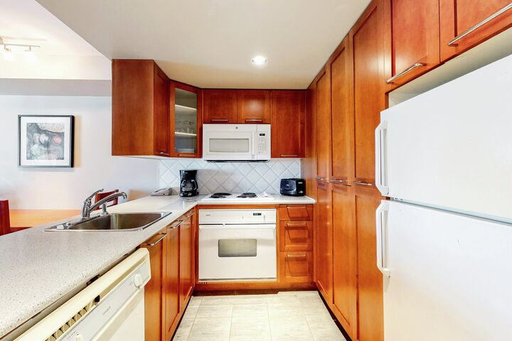 #418 - Studio Kitchen