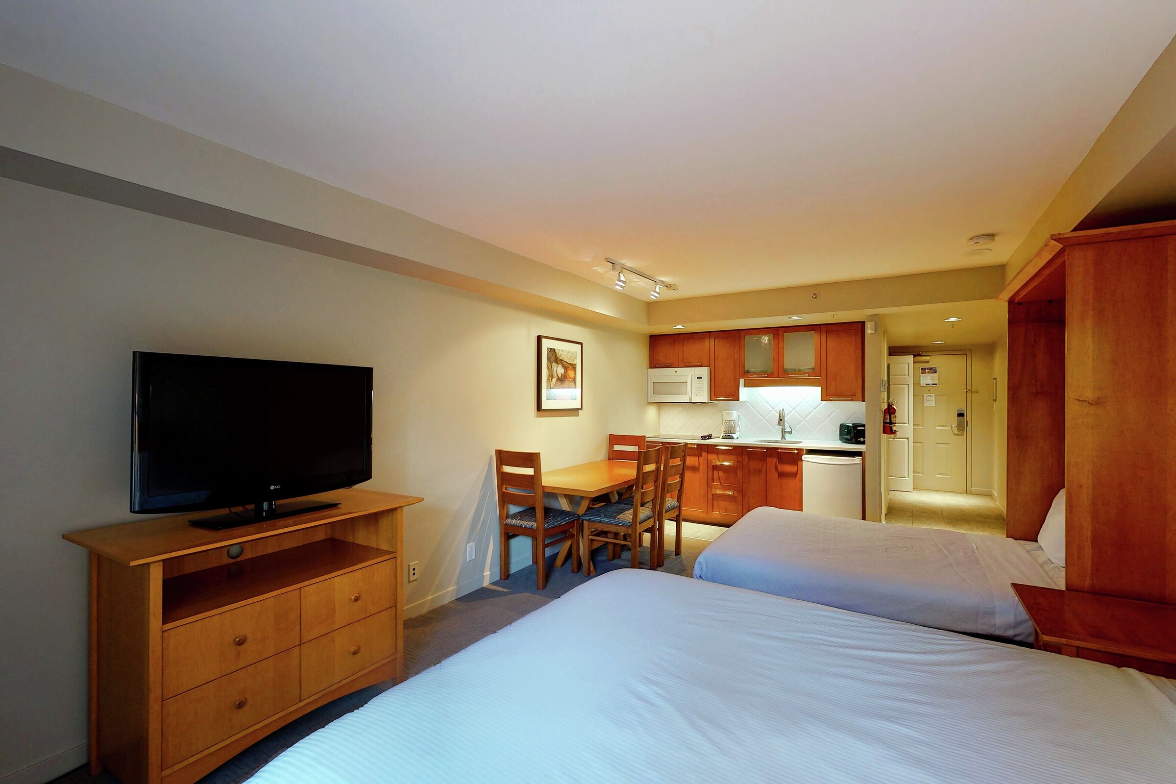 #424 - Studio Sleeping Area
