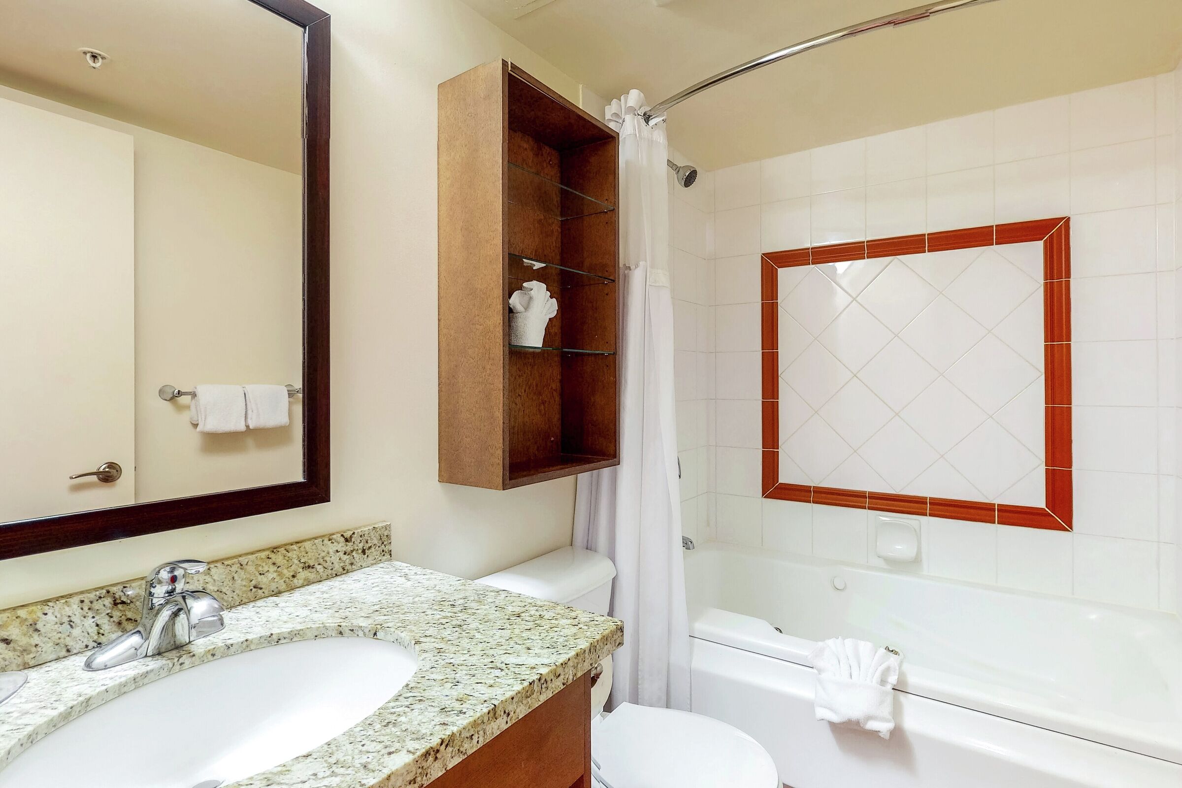 #417 - Studio Bathroom